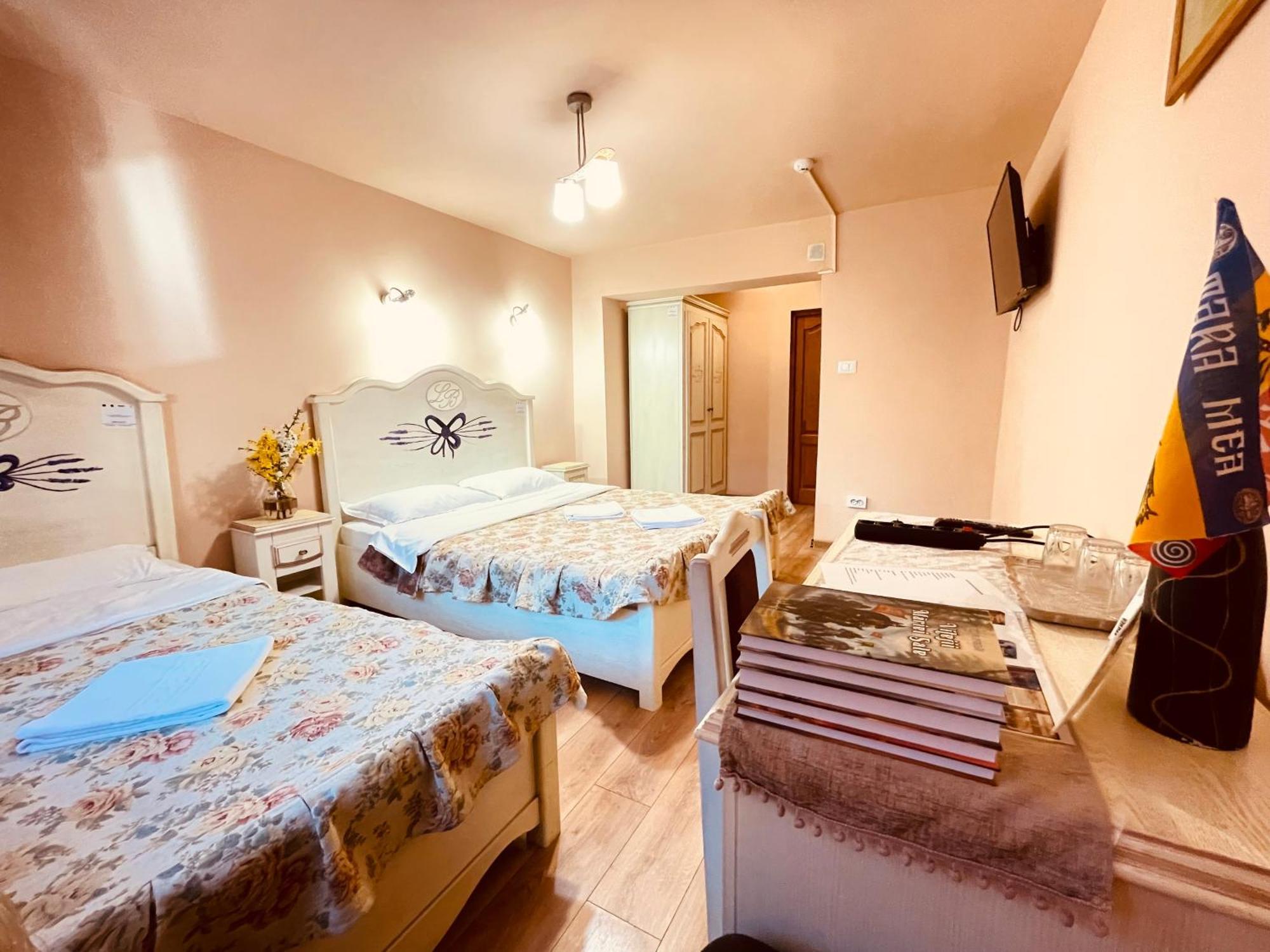 Leaganul Bucovinei Guest House Suceava Room photo